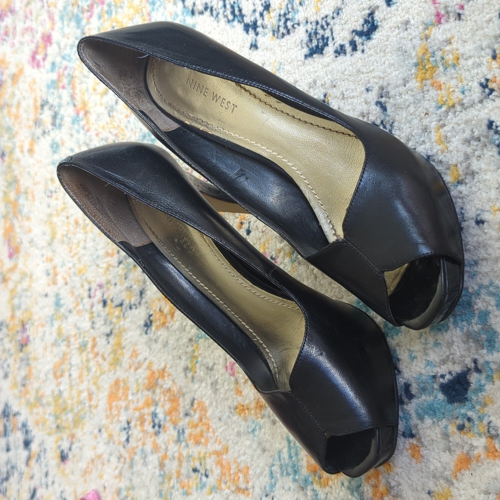 Black Peep-toe Leather Nine West Heels, size 8.5